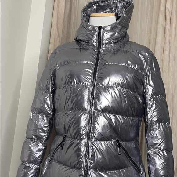Urban Outfitters Jackets & Blazers - NWOT Castro Space Metallic Coat Puffer L 38